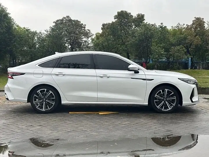 В аренду Cherry Arrizo 8